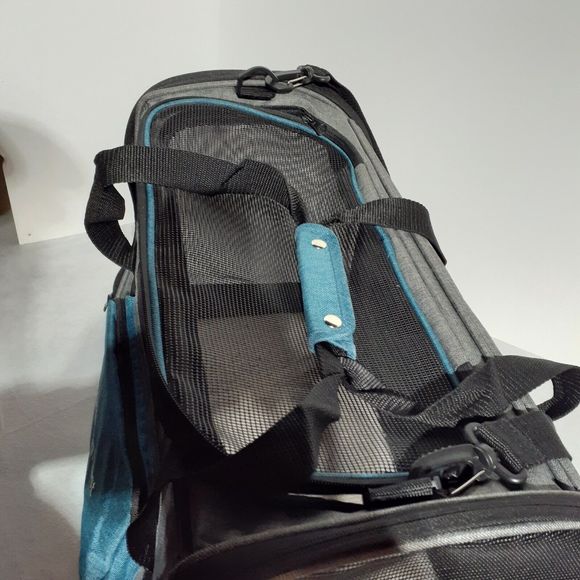 New BurgeonNest Pet Carrier for Small to Medium Cats or Dogs up to 25 pounds - Picture 15 of 16